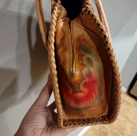 Vintage leather tooled hand made Mexican floral hand bag - Picture 5 of 10